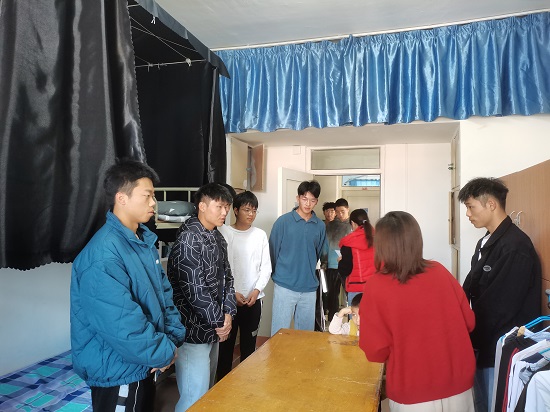 说明: C:\Users\Administrator\Desktop\永利yl23411集团举办文明宿舍评比活动\永利yl23411集团举办文明宿舍评比活动\2ae7d05fbd7225a7eb257915d662744.jpg