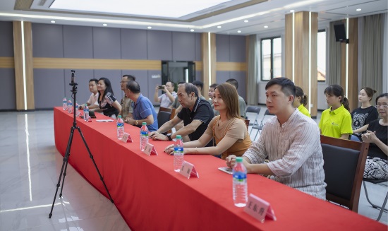 说明: C:\Users\Administrator\Desktop\b6d519e7a1ec139d2927b86ff73cfeb.jpg