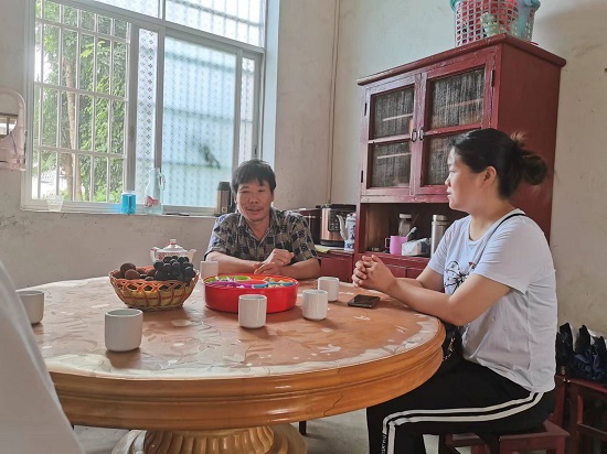 说明: C:\Users\Administrator\Desktop\永利yl23411集团开展2022年暑期经济困难学生家庭走访活动2022.7.1\永利yl23411集团开展2022年暑期经济困难学生家庭走访活动2022.7.1\2.jpg