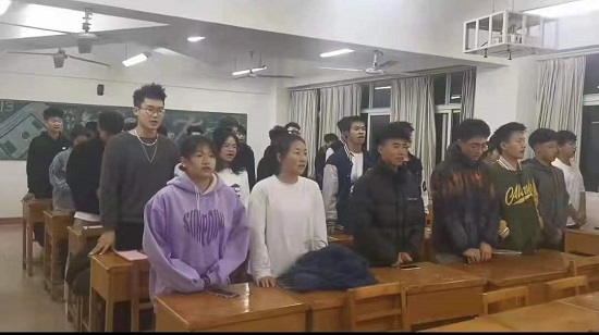 说明: C:\Users\Administrator\Desktop\永利yl23411集团组织师生传唱主题歌曲《领航》2022.1.4\永利yl23411集团组织师生传唱主题歌曲《领航》2022.1.4\1.jpg