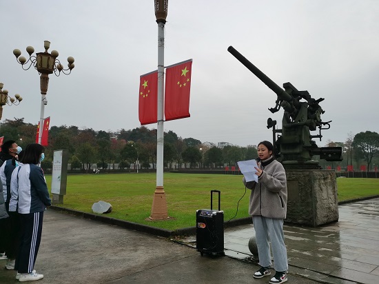 说明: C:\Users\Administrator\Desktop\永利yl23411集团举行升国旗仪式\永利yl23411集团举行升国旗仪式\88967b43793bb17e5502c63e7068589.jpg