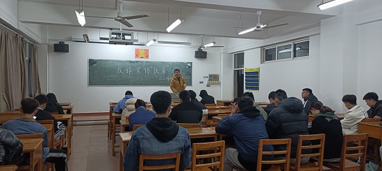 说明: C:\Users\Administrator\Desktop\永利yl23411集团开展反诈宣传教育主题班会2022.3.21\775cebb5d8205e40dae0a5e7733f909.jpg